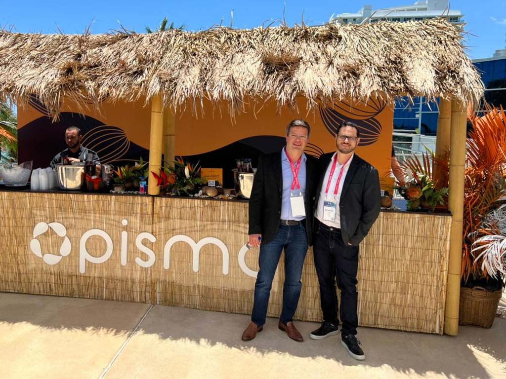 Ricardo Josua and Carlos Medeiros at the Pismo coconut booth
